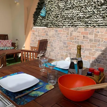 Alloro Flat Apartment